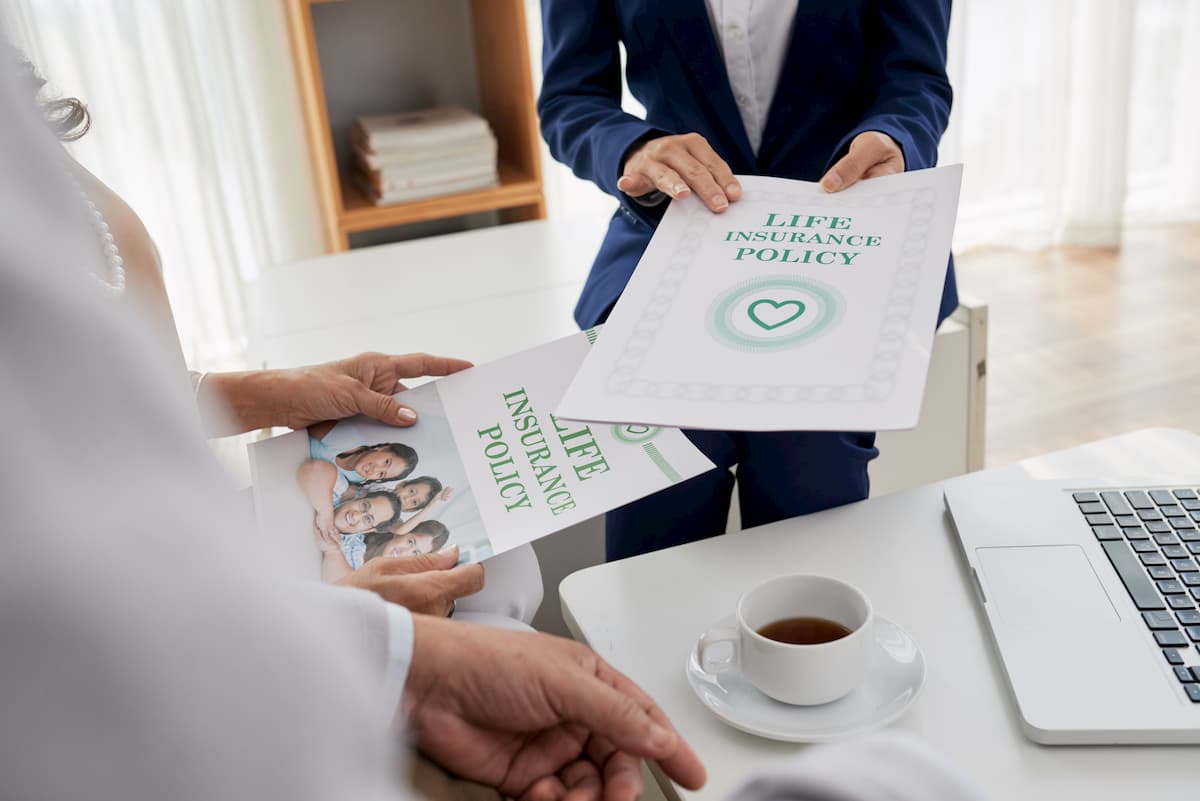 Tips for Choosing a Life Insurance Policy KuchBhi Tips for Choosing a Life Insurance Policy KuchBhi