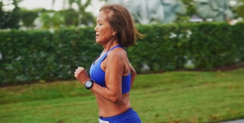 Jeannie Rice running marathon at age 77 with high VO₂ max