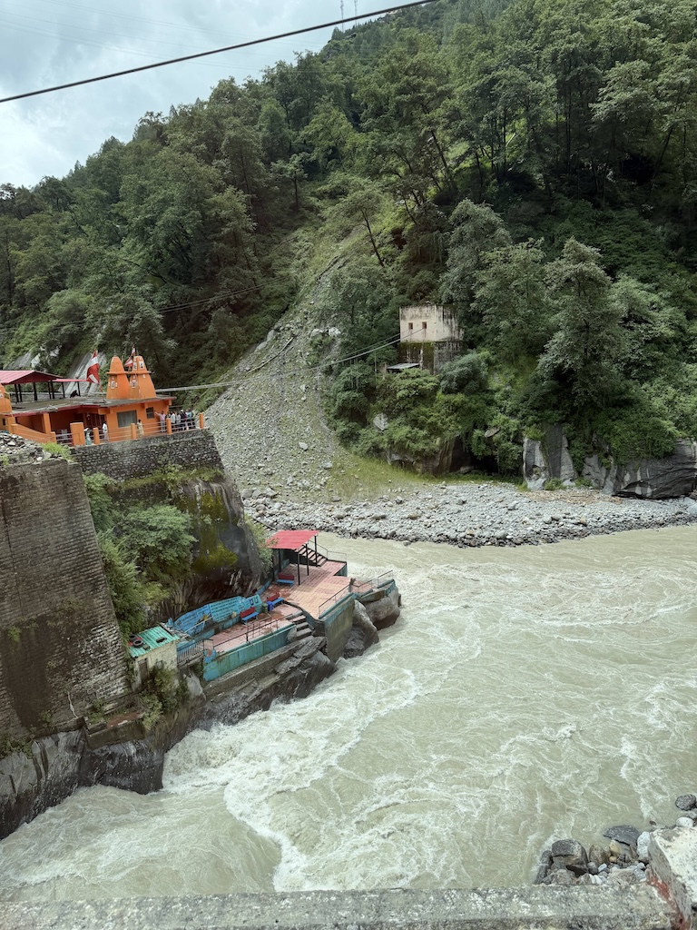Vishnuprayag — the confluence platform almost at water level